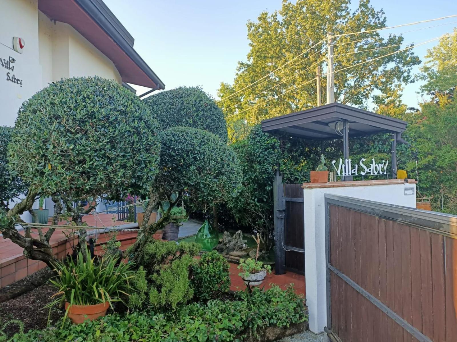 Villa Sabry Turriaco Eksteriør bilde
